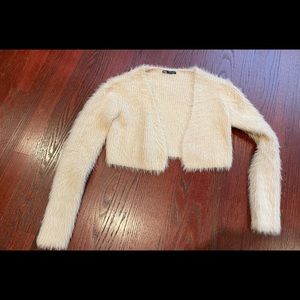 Zara New Fuzzy Shrug Cropped Cardigan M